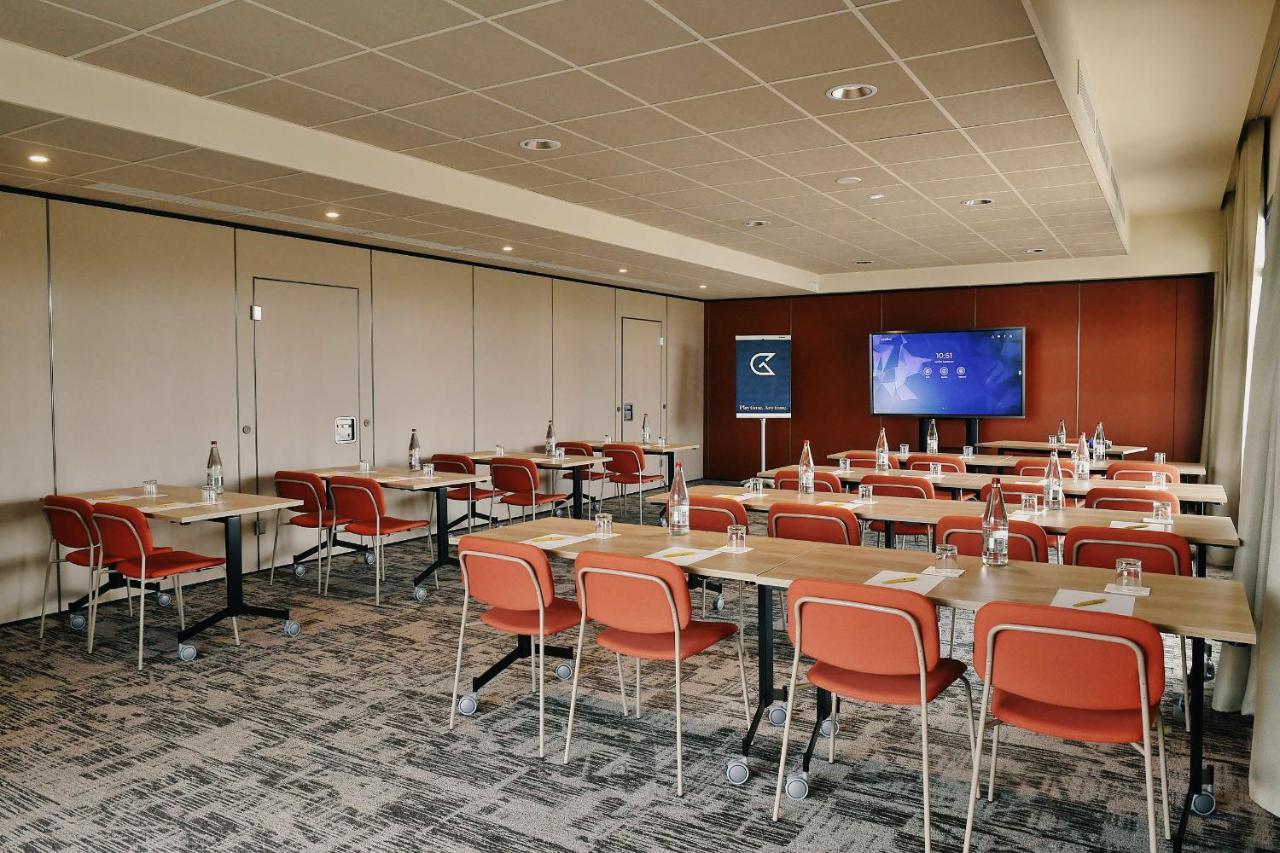 Golden Tulip Bezannes 4* Reims